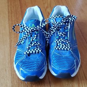 LA Gear blue and green sneakers